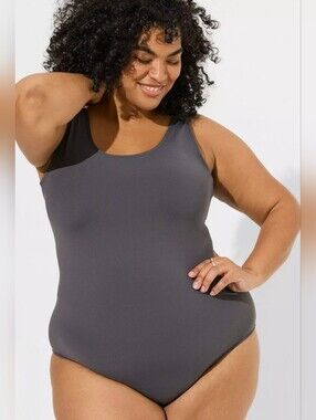 Torrid 4 Gray Sculpting Knit Double Scoop Bodysuit 2822-k